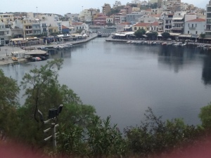 The view looking down onto the lake in Agios Nikolaos town, after an abortive hunt for the geocache "Natalie"!
